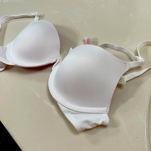 NWT Victoria’s Secret Pink T-Shirt Bra